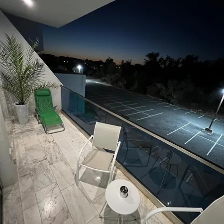 Hari By The Sea * Năvodari