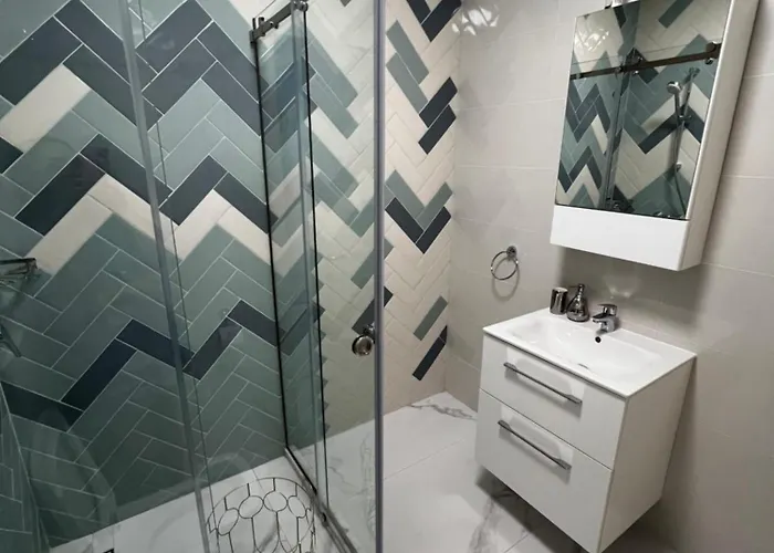 Hari By The Sea Apartmán